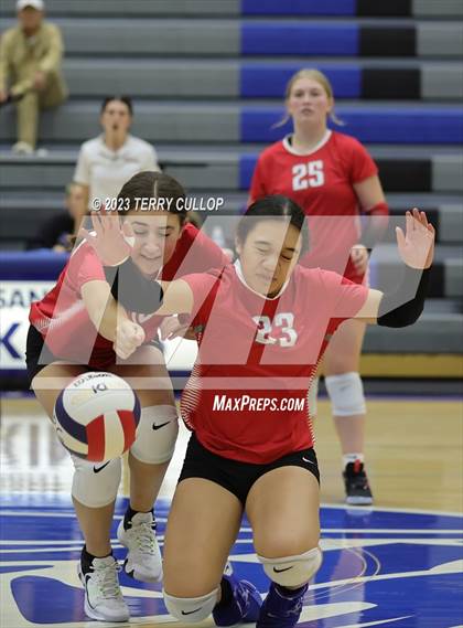 Thumbnail 3 in Bountiful @ Pleasant Grove (Sophomore) photogallery.