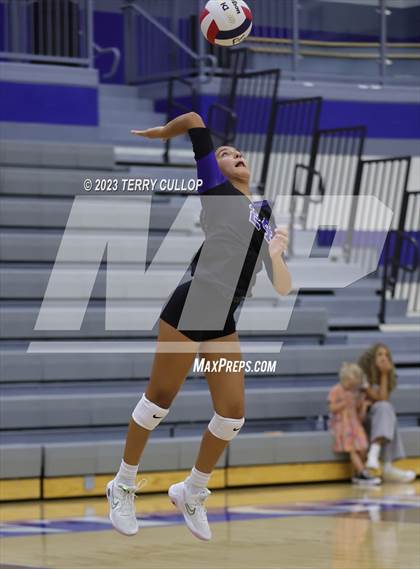 Thumbnail 2 in Bountiful @ Pleasant Grove (Sophomore) photogallery.