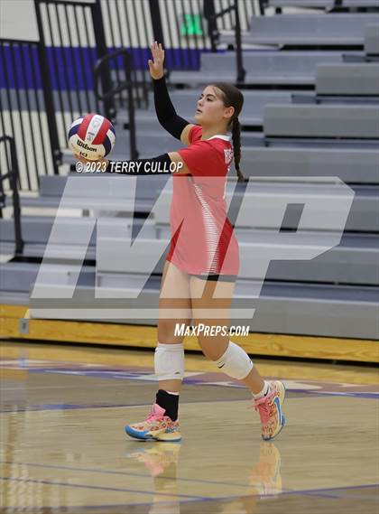 Thumbnail 2 in Bountiful @ Pleasant Grove (Sophomore) photogallery.