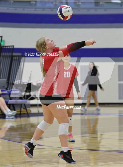 Thumbnail 3 in Bountiful @ Pleasant Grove (Sophomore) photogallery.