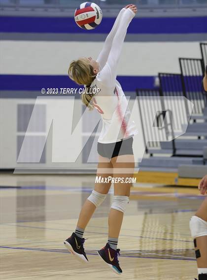Thumbnail 1 in Bountiful @ Pleasant Grove (Sophomore) photogallery.