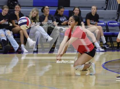 Thumbnail 1 in Bountiful @ Pleasant Grove (Sophomore) photogallery.