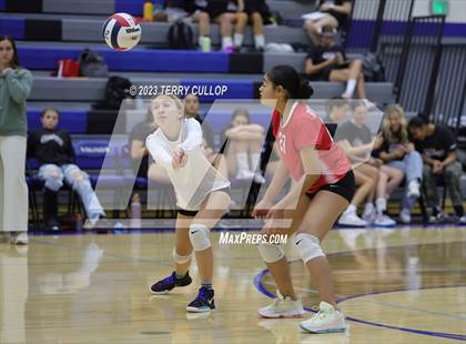 Thumbnail 3 in Bountiful @ Pleasant Grove (Sophomore) photogallery.