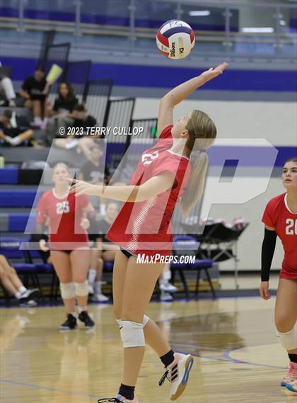 Thumbnail 2 in Bountiful @ Pleasant Grove (Sophomore) photogallery.