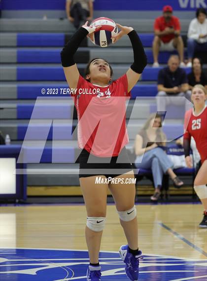 Thumbnail 3 in Bountiful @ Pleasant Grove (Sophomore) photogallery.