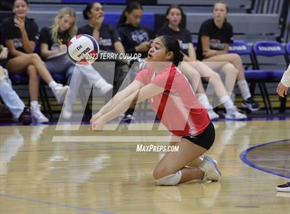 Thumbnail 3 in Bountiful @ Pleasant Grove (Sophomore) photogallery.
