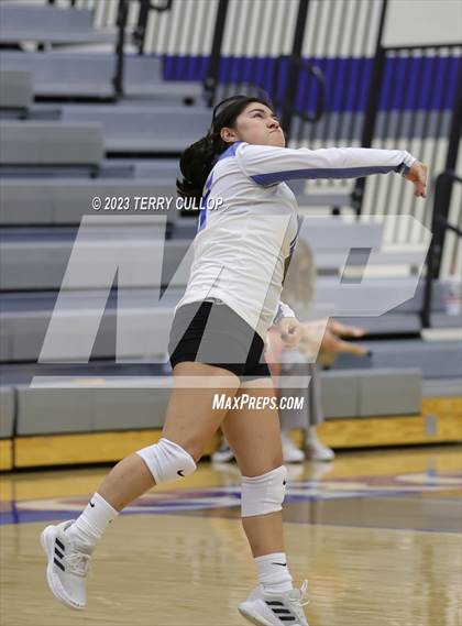 Thumbnail 2 in Bountiful @ Pleasant Grove (Sophomore) photogallery.