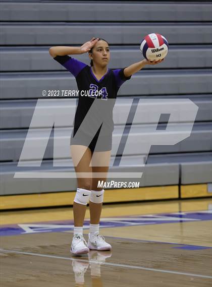 Thumbnail 2 in Bountiful @ Pleasant Grove (Sophomore) photogallery.