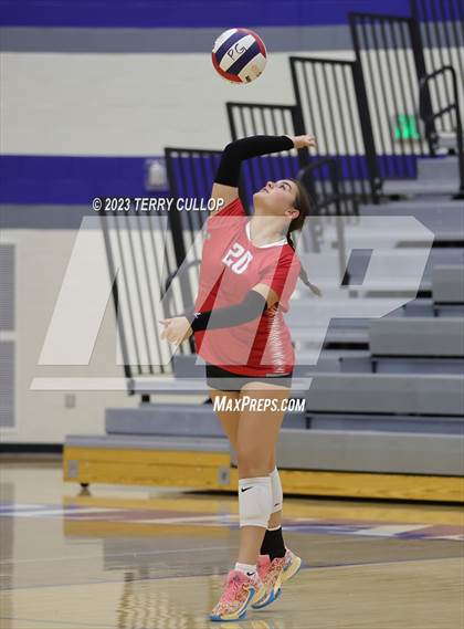 Thumbnail 1 in Bountiful @ Pleasant Grove (Sophomore) photogallery.