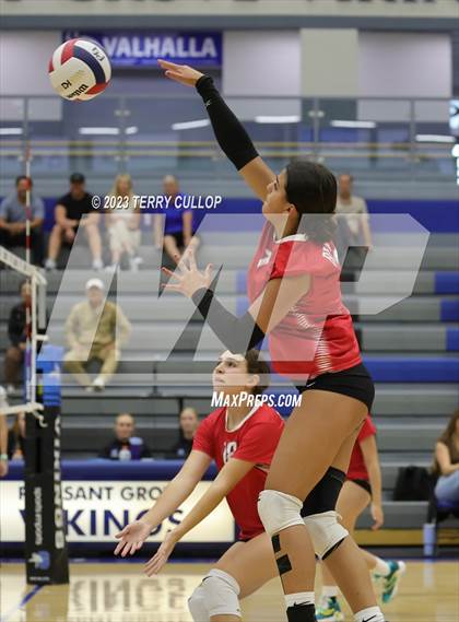 Thumbnail 1 in Bountiful @ Pleasant Grove (Sophomore) photogallery.
