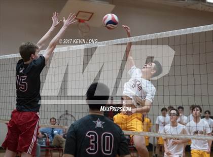 Thumbnail 2 in St. John's vs Kinkaid photogallery.