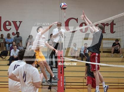 Thumbnail 3 in St. John's vs Kinkaid photogallery.