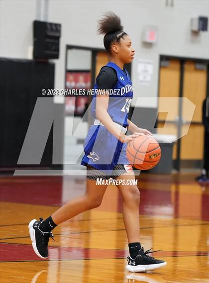 Thumbnail 3 in North Shore vs Dekaney (Langham Creek Shootout) photogallery.