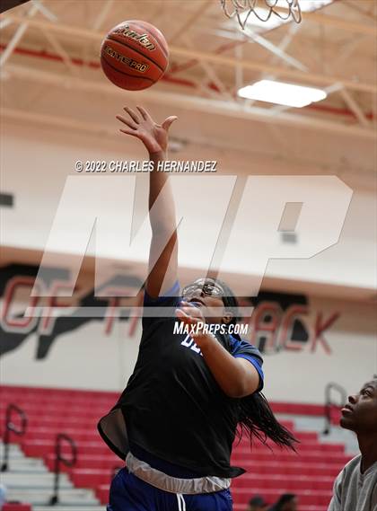 Thumbnail 1 in North Shore vs Dekaney (Langham Creek Shootout) photogallery.