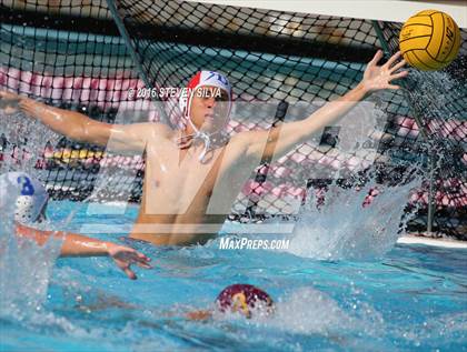 Thumbnail 2 in Point Loma vs. Rancho Bernardo (CIF SDS D2 Quarterfinal) photogallery.