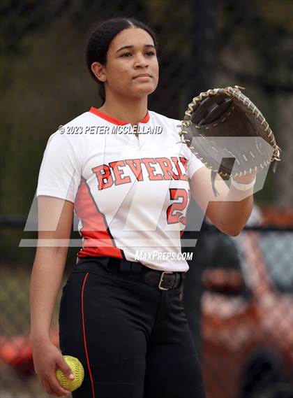 Thumbnail 1 in Beverly @ Newburyport photogallery.