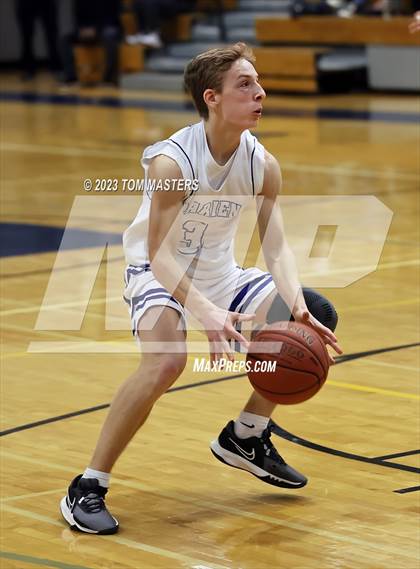 Thumbnail 2 in Bridgeport Central @ Darien photogallery.