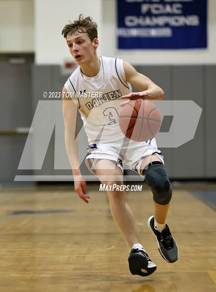 Thumbnail 2 in Bridgeport Central @ Darien photogallery.