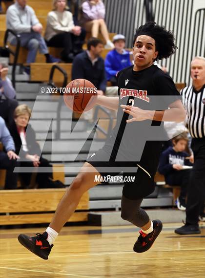 Thumbnail 1 in Bridgeport Central @ Darien photogallery.