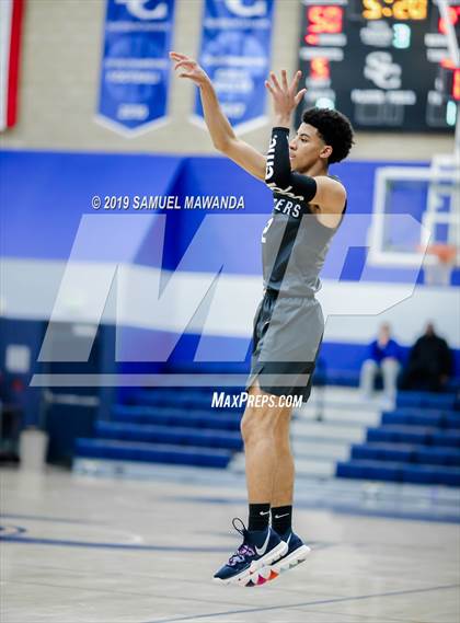 Thumbnail 3 in Sierra Canyon vs  Rancho Solano Prep (Sierra Canyon Super Showcase) photogallery.