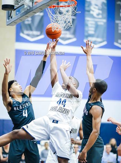 Thumbnail 3 in Sierra Canyon vs  Rancho Solano Prep (Sierra Canyon Super Showcase) photogallery.