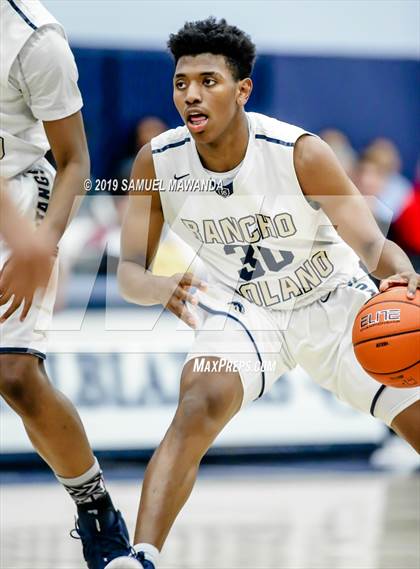 Thumbnail 3 in Sierra Canyon vs  Rancho Solano Prep (Sierra Canyon Super Showcase) photogallery.