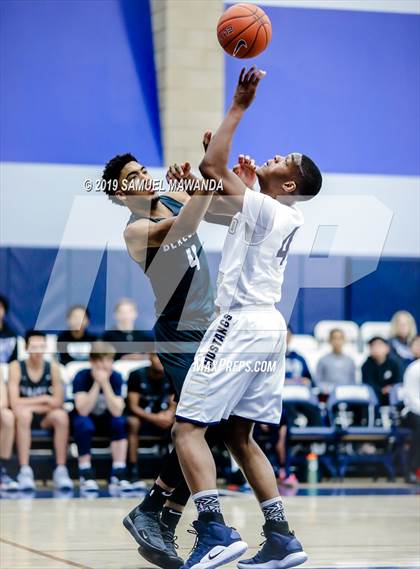 Thumbnail 2 in Sierra Canyon vs  Rancho Solano Prep (Sierra Canyon Super Showcase) photogallery.