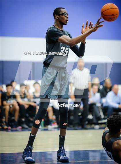 Thumbnail 1 in Sierra Canyon vs  Rancho Solano Prep (Sierra Canyon Super Showcase) photogallery.