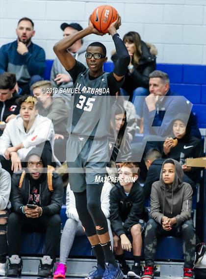 Thumbnail 1 in Sierra Canyon vs  Rancho Solano Prep (Sierra Canyon Super Showcase) photogallery.