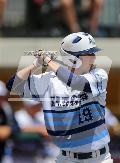 Thumbnail 2 in Valor Christian vs. Air Academy (CHSAA 4A Playoffs) photogallery.