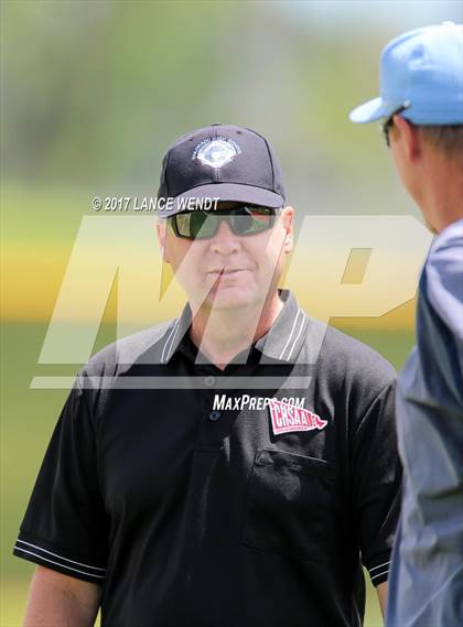 Thumbnail 2 in Valor Christian vs. Air Academy (CHSAA 4A Playoffs) photogallery.