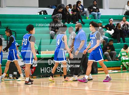 Thumbnail 1 in Animo Robinson @ Dorsey photogallery.