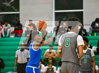 Thumbnail 3 in Animo Robinson @ Dorsey photogallery.
