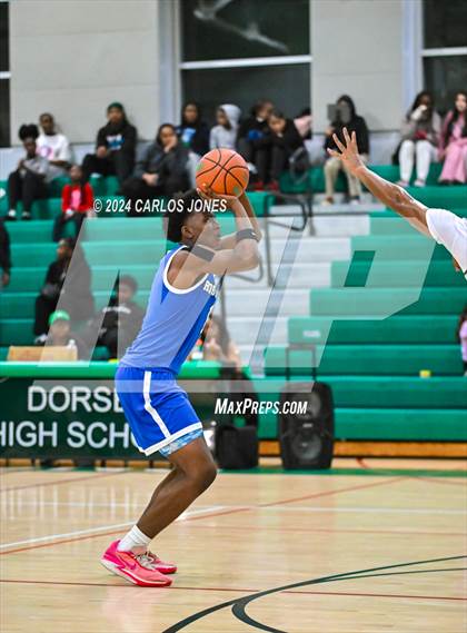 Thumbnail 1 in Animo Robinson @ Dorsey photogallery.