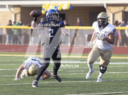 Thumbnail 2 in Maroa-Forsyth vs Quincy Notre Dame (IHSA 2A State Quarterfinal) photogallery.