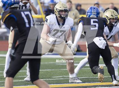Thumbnail 2 in Maroa-Forsyth vs Quincy Notre Dame (IHSA 2A State Quarterfinal) photogallery.
