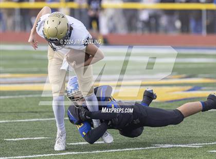 Thumbnail 3 in Maroa-Forsyth vs Quincy Notre Dame (IHSA 2A State Quarterfinal) photogallery.
