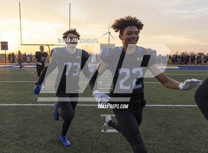 Thumbnail 2 in Maroa-Forsyth vs Quincy Notre Dame (IHSA 2A State Quarterfinal) photogallery.