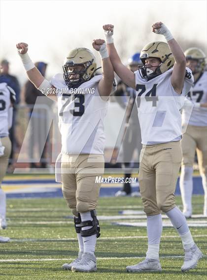 Thumbnail 2 in Maroa-Forsyth vs Quincy Notre Dame (IHSA 2A State Quarterfinal) photogallery.