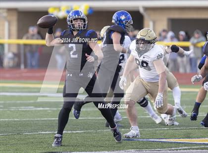 Thumbnail 1 in Maroa-Forsyth vs Quincy Notre Dame (IHSA 2A State Quarterfinal) photogallery.