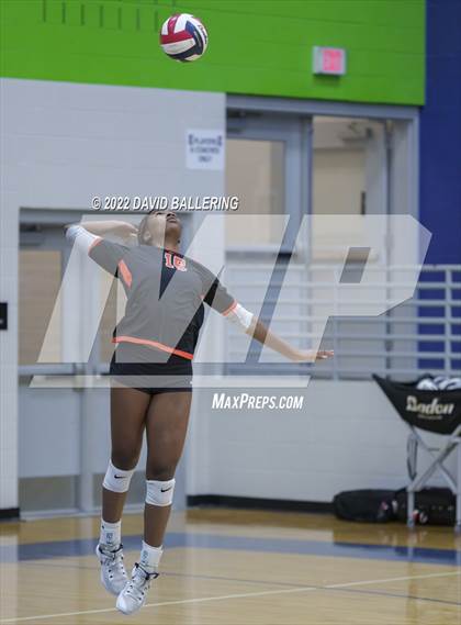 Thumbnail 1 in Aledo vs. Sachse (NISD Tournament) photogallery.