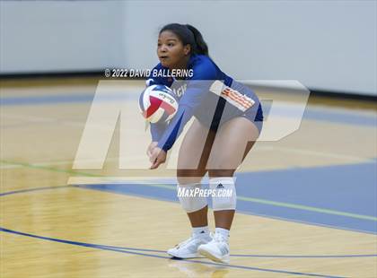 Thumbnail 3 in Aledo vs. Sachse (NISD Tournament) photogallery.