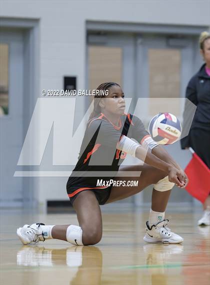 Thumbnail 3 in Aledo vs. Sachse (NISD Tournament) photogallery.