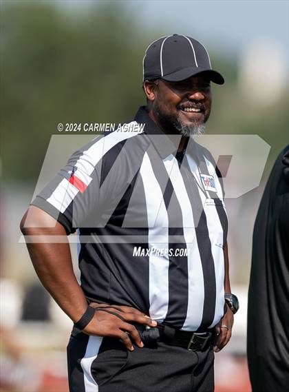 Thumbnail 2 in Cypress Ranch vs Magnolia photogallery.