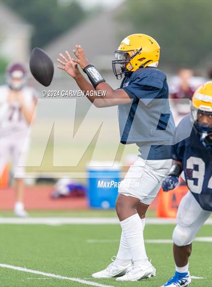 Thumbnail 2 in Cypress Ranch vs Magnolia photogallery.