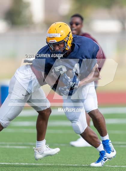 Thumbnail 3 in Cypress Ranch vs Magnolia photogallery.
