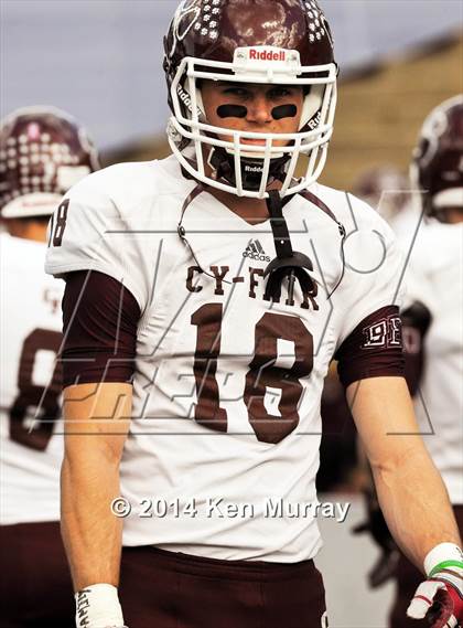 Thumbnail 3 in Cy-Fair vs Dickinson (UIL 6A Regional Playoff) photogallery.