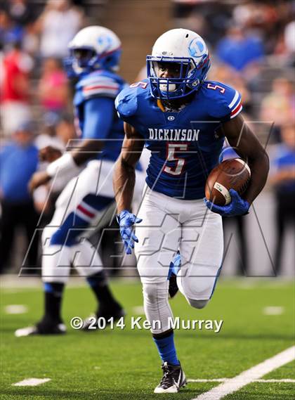Thumbnail 2 in Cy-Fair vs Dickinson (UIL 6A Regional Playoff) photogallery.