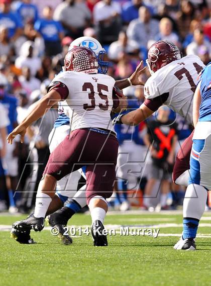 Thumbnail 1 in Cy-Fair vs Dickinson (UIL 6A Regional Playoff) photogallery.