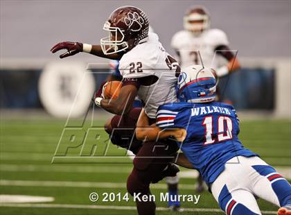 Thumbnail 3 in Cy-Fair vs Dickinson (UIL 6A Regional Playoff) photogallery.